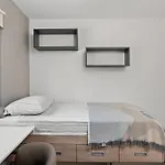 Apartment Noelle By The Sea In Porec, Istria