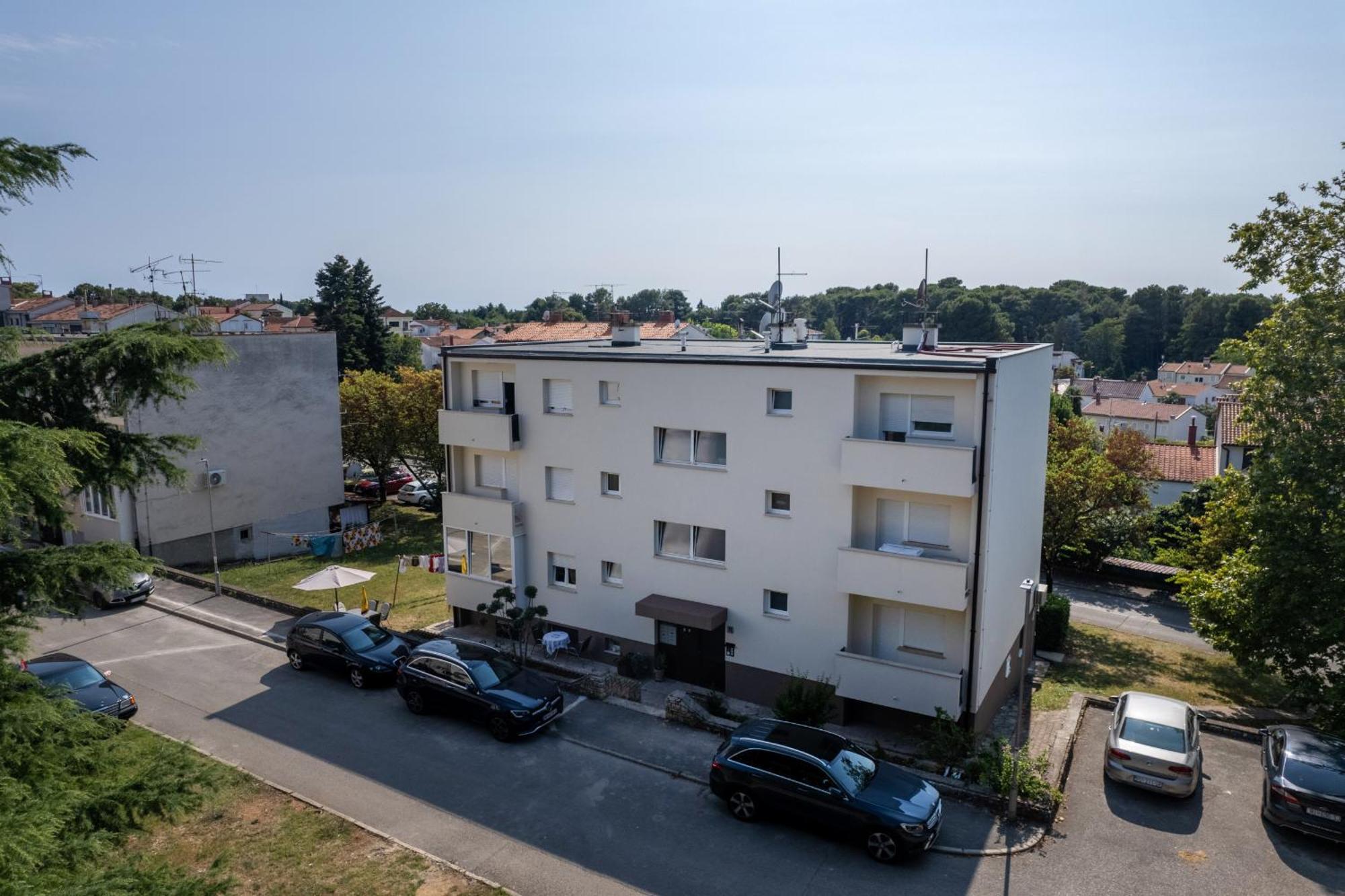 Apartment Noelle By The Sea In Porec, Istria *