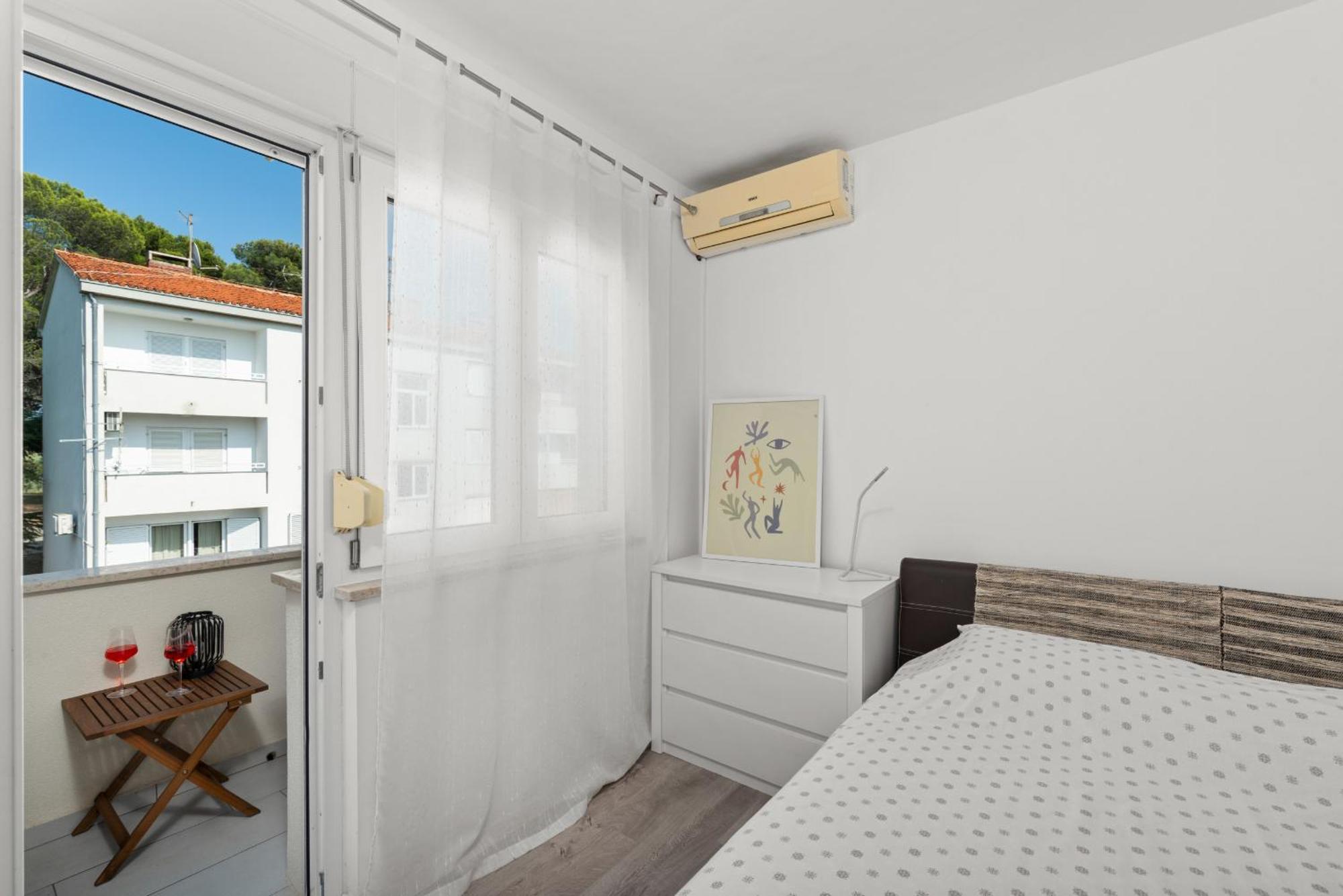 Apartment Noelle By The Sea In Porec, Istria *