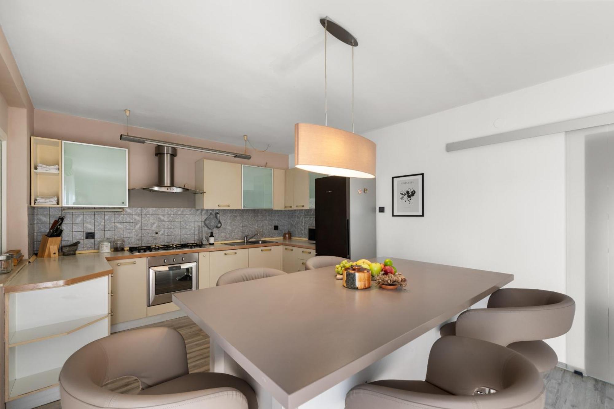 Apartment Apartment Noelle By The Sea In Porec, Istria Poreč
